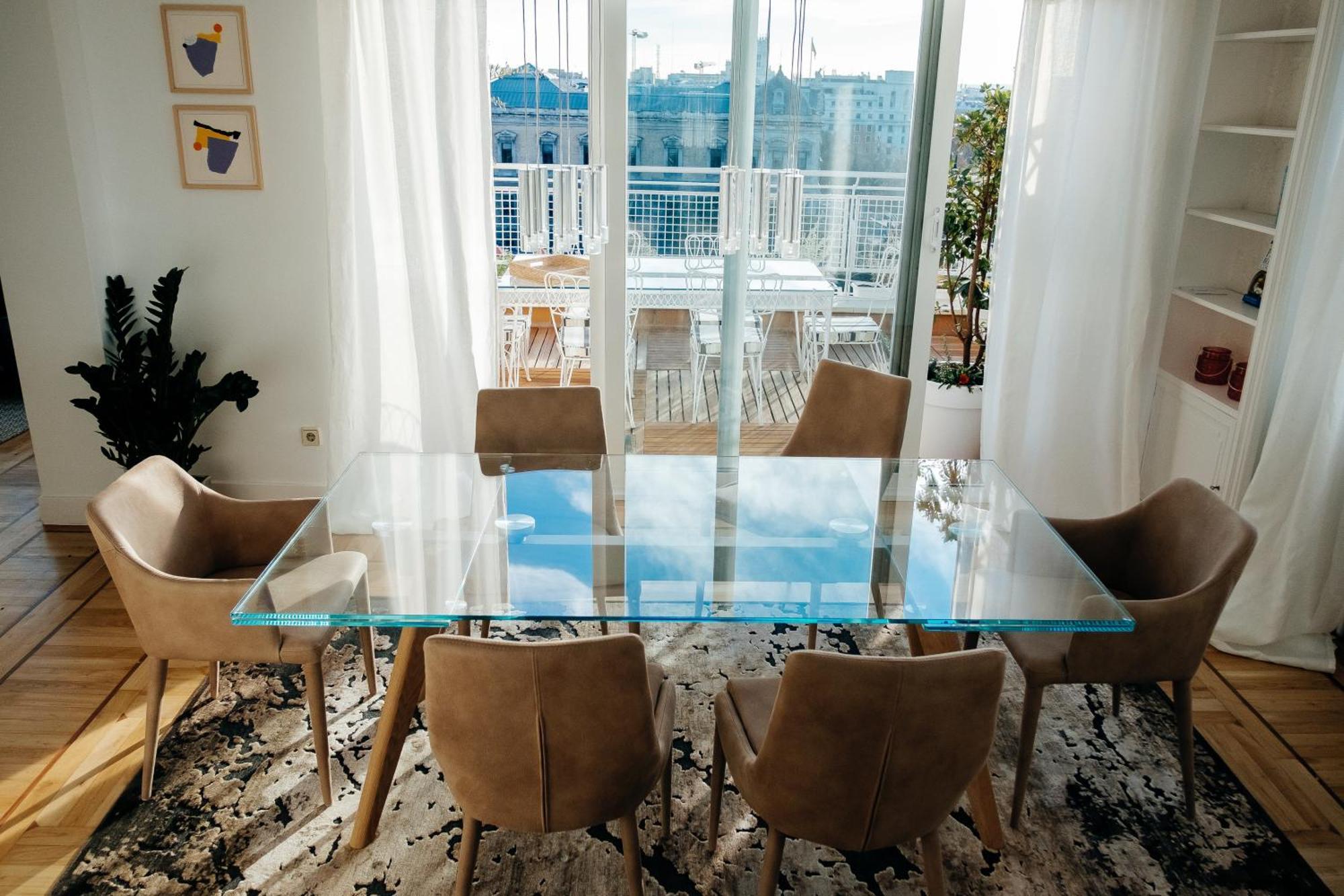Apartemen 300 m² dengan 5 kamar tidur dan 4 kamar mandi pribadi di Salamanca Madrid Bagian luar foto