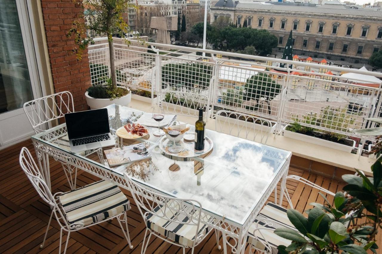 Apartemen 300 m² dengan 5 kamar tidur dan 4 kamar mandi pribadi di Salamanca Madrid Bagian luar foto