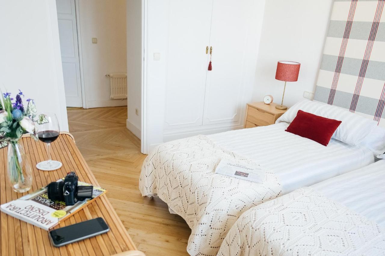 Apartemen 300 m² dengan 5 kamar tidur dan 4 kamar mandi pribadi di Salamanca Madrid Bagian luar foto
